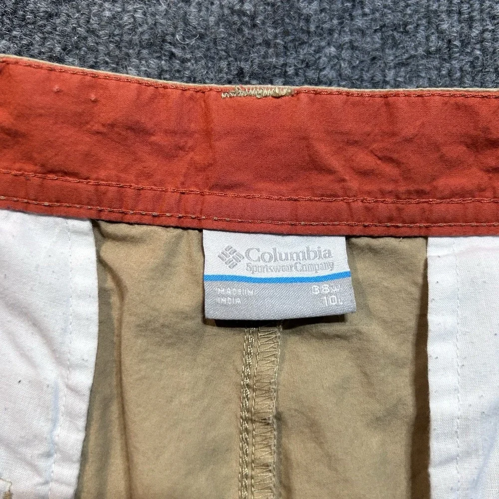 Columbia Mens Size 38 X 10 tan/khaki Chino Shorts